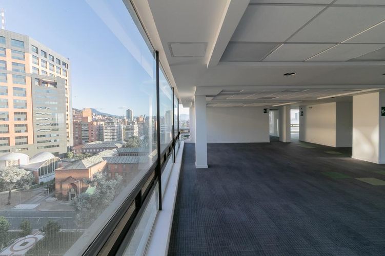 Edificio en arriendo en Porciuncula, Bogotá - Miniatura 8