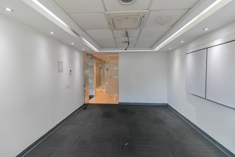 Edificio en venta en Porciuncula, Bogotá - Miniatura 12
