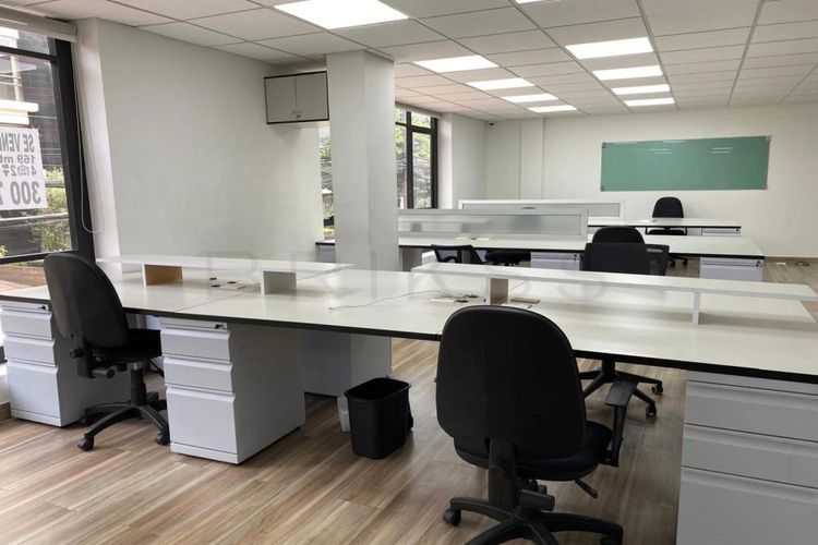 Oficina en Arriendo en Chicó Reservado, Bogotá - Miniatura 2