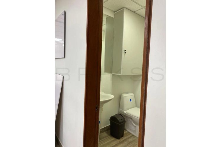 Oficina en Arriendo en Chicó Reservado, Bogotá - Miniatura 9