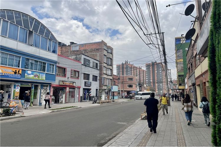 Edificio en venta en Restrepo, Bogotá - Miniatura 2
