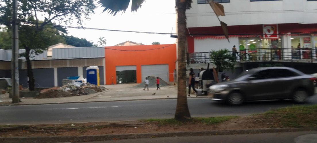 Local en Arriendo en El refugio, Cali - Miniatura 3