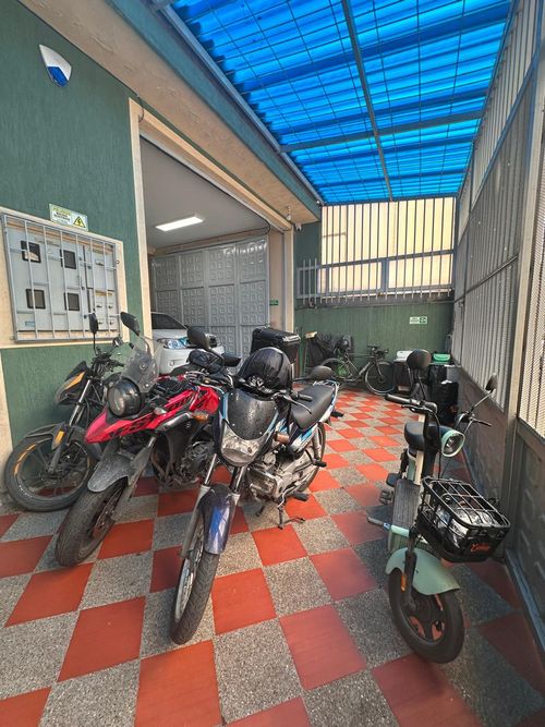 Edificio en Venta en Puente aranda, Bogotá - Miniatura 2