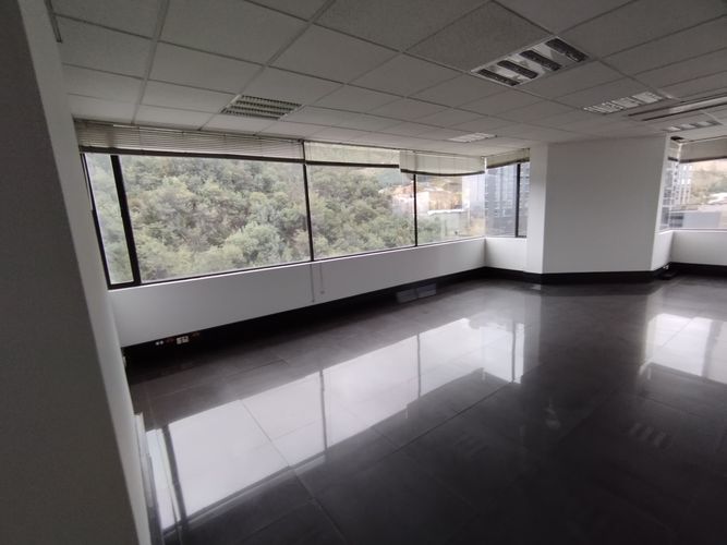 Oficina en Arriendo en Usaquen, Bogotá - Miniatura 2