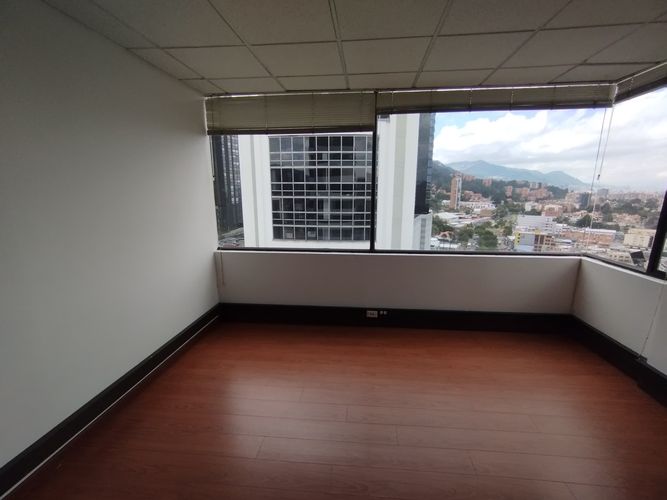 Oficina en Arriendo en Usaquen, Bogotá - Miniatura 7