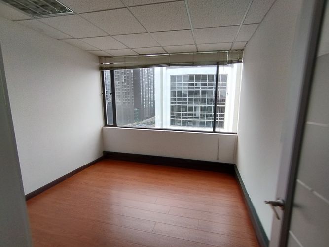Oficina en Arriendo en Usaquen, Bogotá - Miniatura 9
