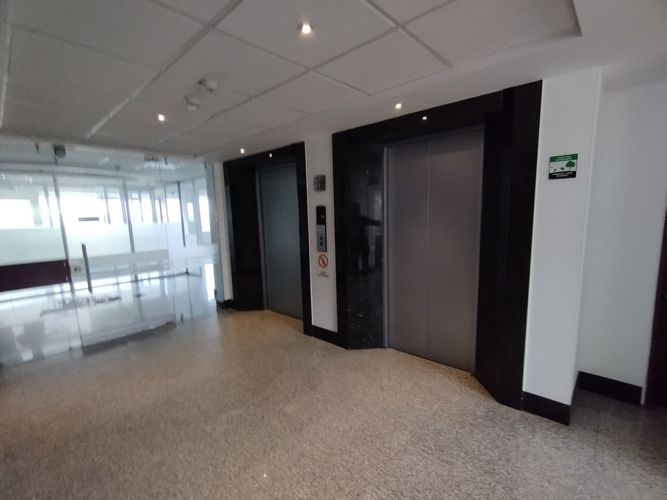 Oficina en Arriendo en Usaquen, Bogotá - Miniatura 24