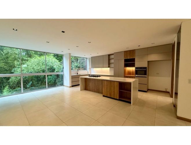 Casa en Arriendo en Envigado - Imagen 1