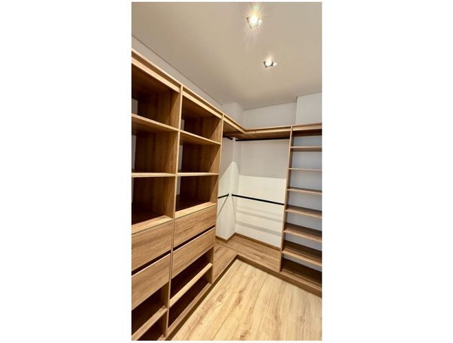 Casa en Arriendo en Envigado - Miniatura 8