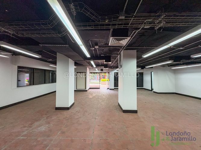 Local en Arriendo en Suramericana, Medellín - Miniatura 3