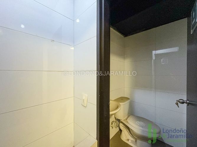 Local en Arriendo en Suramericana, Medellín - Miniatura 5