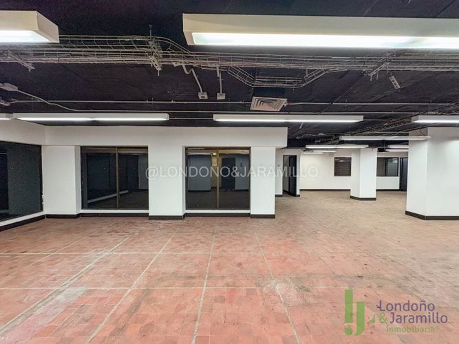 Local en Arriendo en Suramericana, Medellín - Miniatura 8