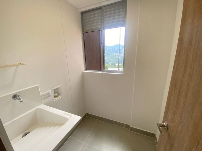 Apartamento en Arriendo en Ditaires, Itaguí - Miniatura 6