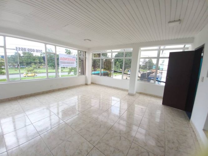 Oficina en Arriendo en San jose de bavaria, Bogotá - Miniatura 3