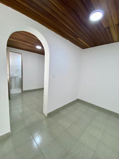 Oficina en Arriendo en Versalles, Cali - Miniatura 8