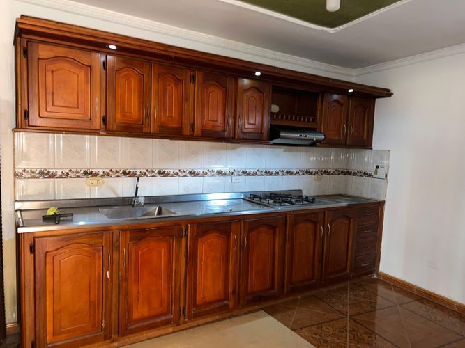 Casa en Arriendo en Medellín - Miniatura 4