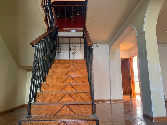Casa en Arriendo en Medellín - Miniatura 23