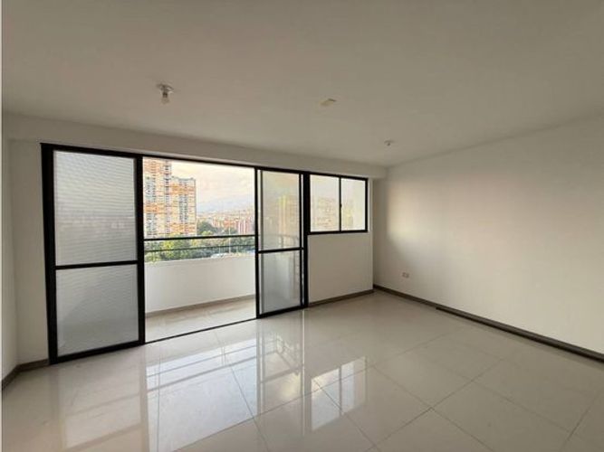 Apartamento en Venta en Versalles, Floridablanca - Miniatura 2