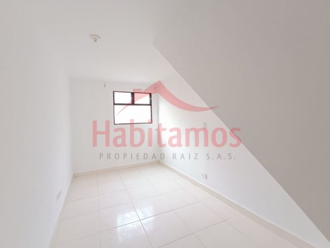 Apartamento en Arriendo en Laureles, Medellín - Miniatura 7
