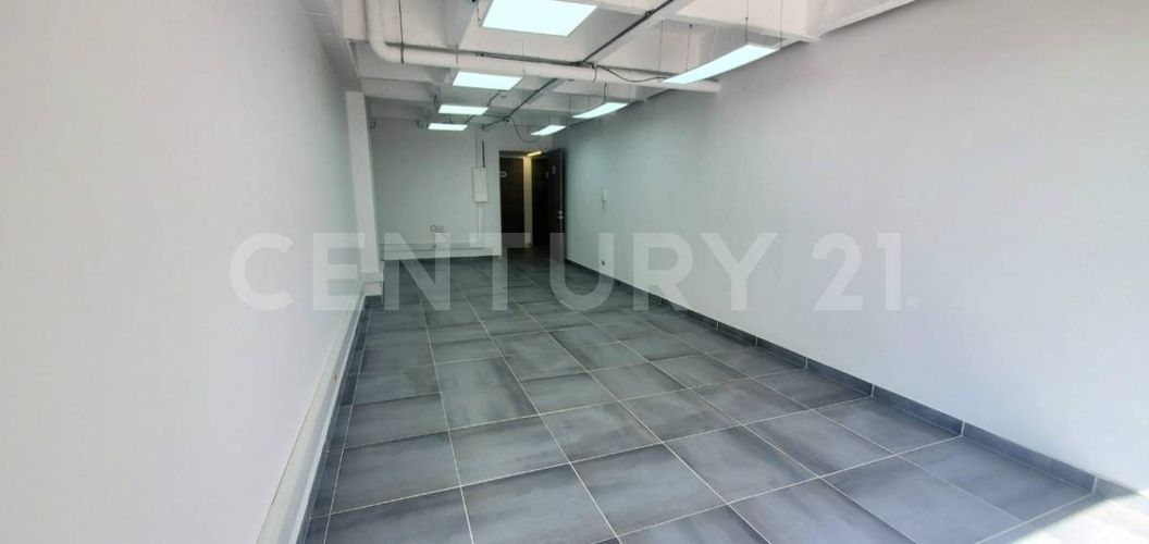 Oficina en Venta en La felicidad, Bogotá - Miniatura 2