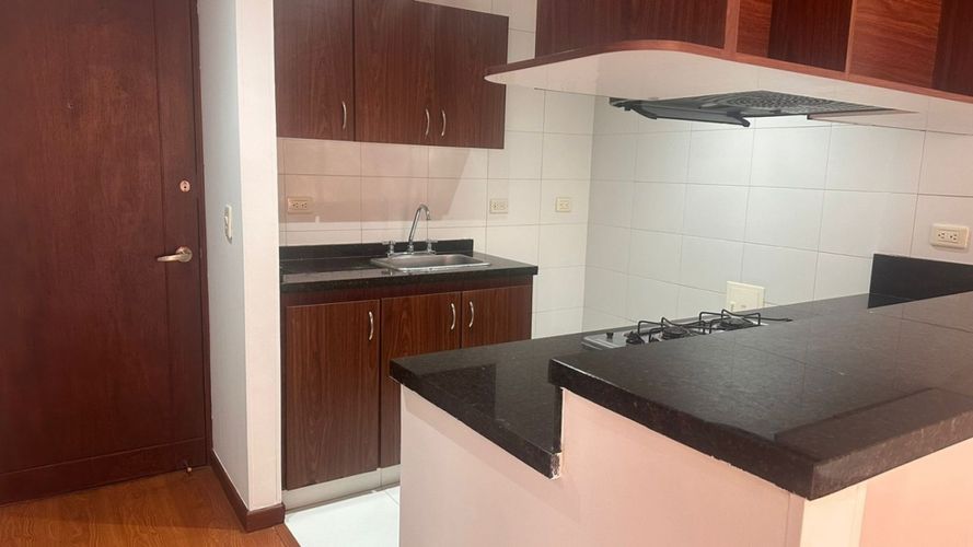 Apartaestudio en Arriendo en Santa barbara occidental, Bogotá - Miniatura 3