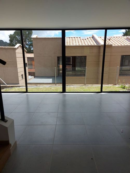 Casa en arriendo en Santa Elena, El Retiro - Miniatura 3