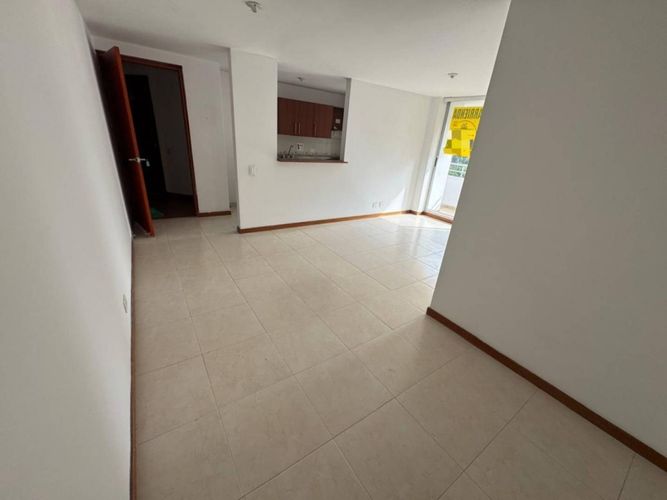 Apartamento en Arriendo en Los colores, Medellín - Miniatura 4