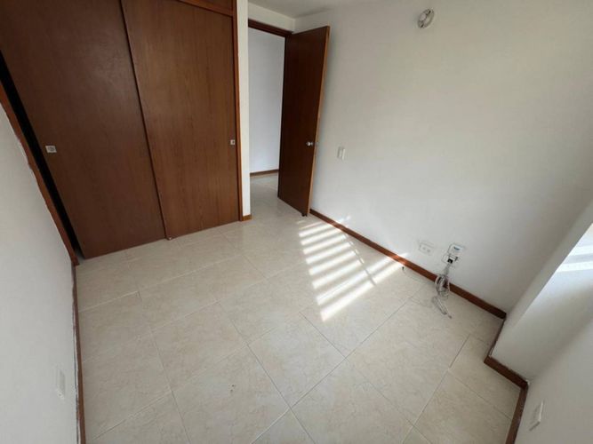 Apartamento en Arriendo en Los colores, Medellín - Miniatura 8