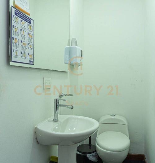 Oficina en Arriendo en Quinta camacho, Bogotá - Miniatura 6