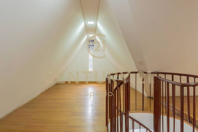 Oficina en Arriendo en Quinta camacho, Bogotá - Miniatura 12