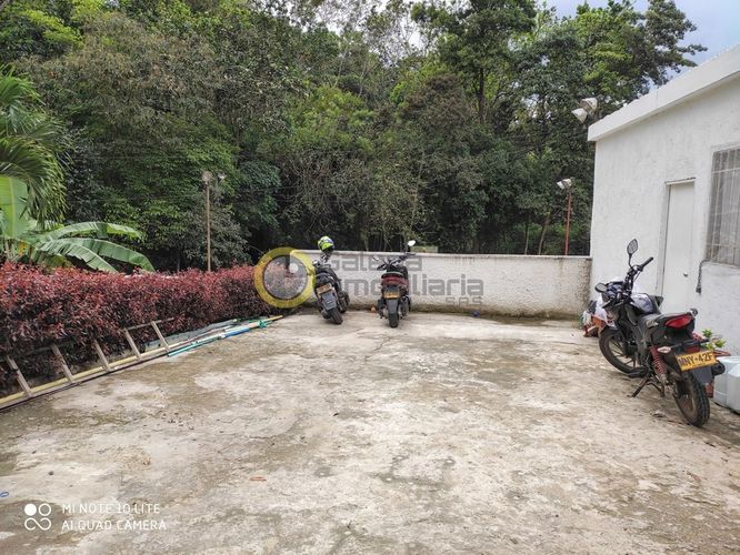 Finca en Arriendo en Casco Antiguo - Floridablanca, Floridablanca - Miniatura 3