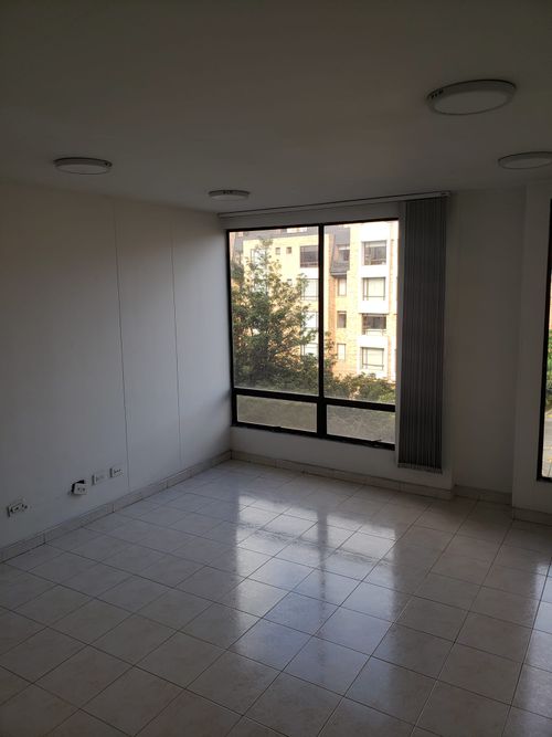 Oficina en  Arriendo en Suba, Bogotá - Miniatura 8