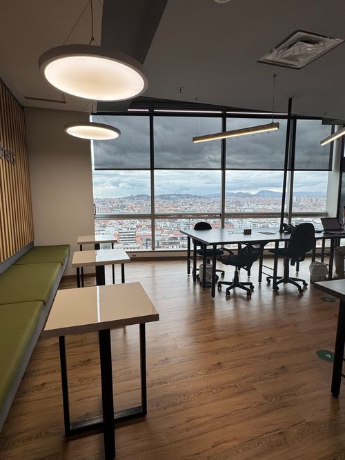 Oficina en Arriendo en Santa Paula, Bogotá - Miniatura 2