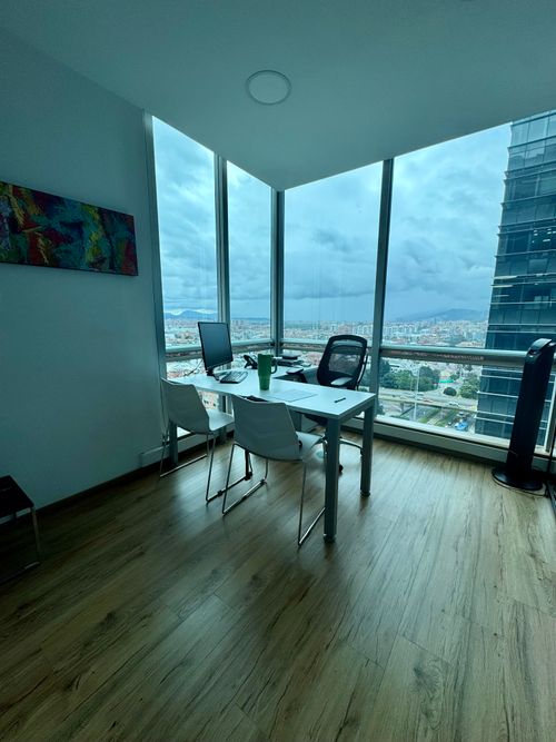 Oficina en Arriendo en Santa Paula, Bogotá - Miniatura 3