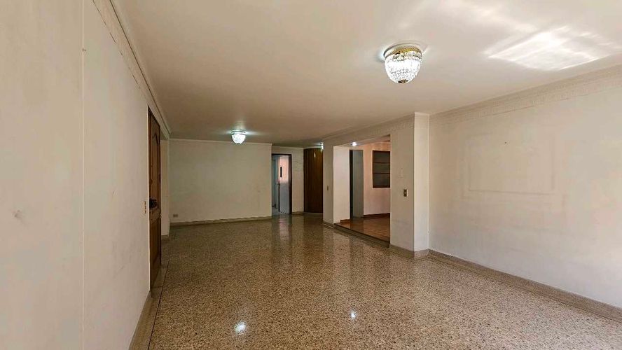 Apartamento en Venta en Laureles, Medellín - Miniatura 2