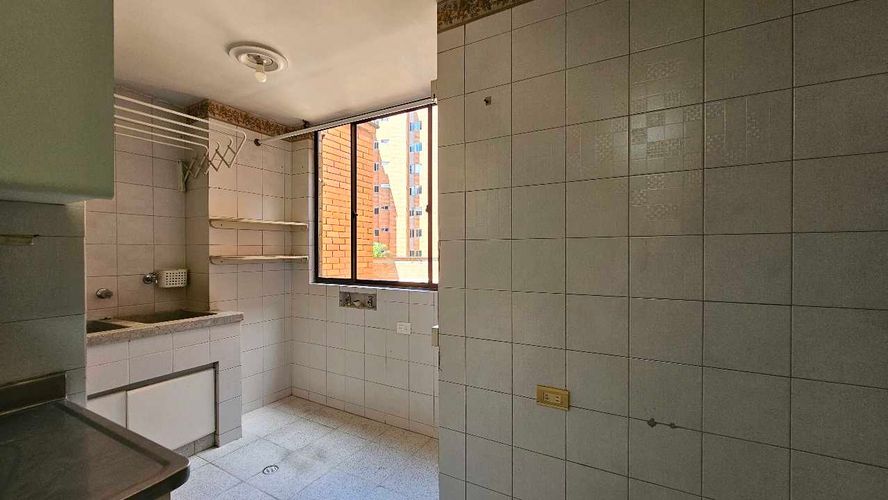Apartamento en Venta en Laureles, Medellín - Miniatura 11