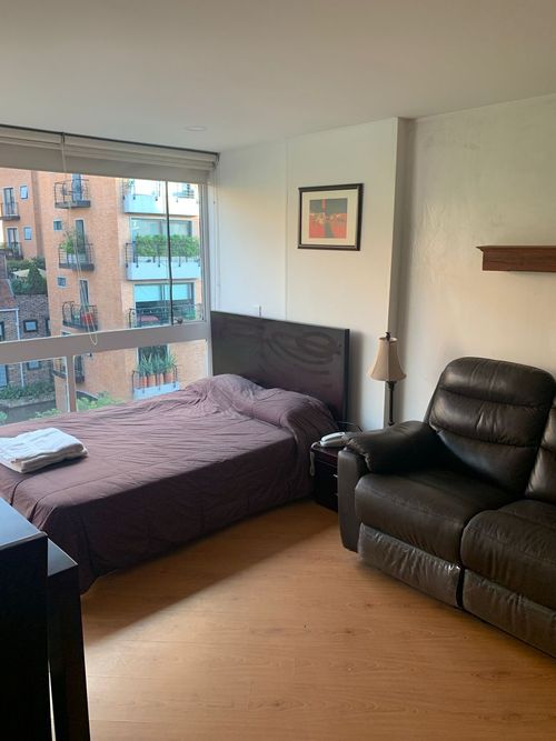 Apartaestudio en Arriendo en Los rosales, Bogotá - Miniatura 2