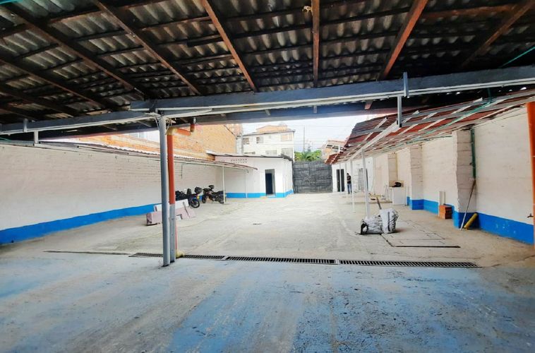 Parqueadero en  Arriendo en El danubio, Medellín - Miniatura 7