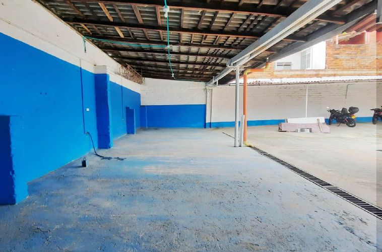 Parqueadero en  Arriendo en El danubio, Medellín - Miniatura 8