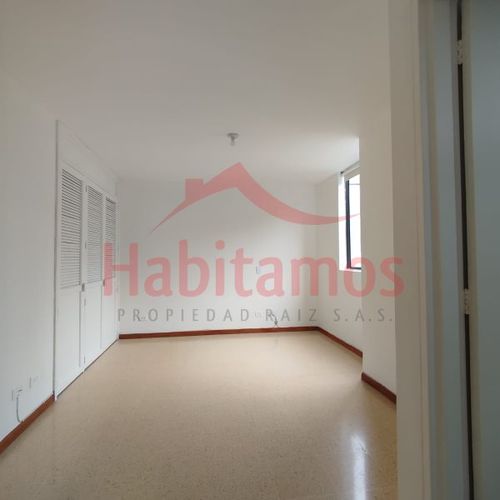 Apartaestudio en Arriendo en El Poblado, Medellín - Miniatura 5