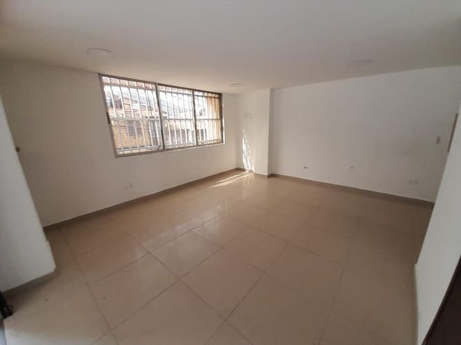Local en Arriendo en Cabañitas, Bello - Miniatura 4