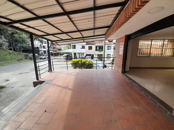 Local en Arriendo en Cabañitas, Bello - Miniatura 8