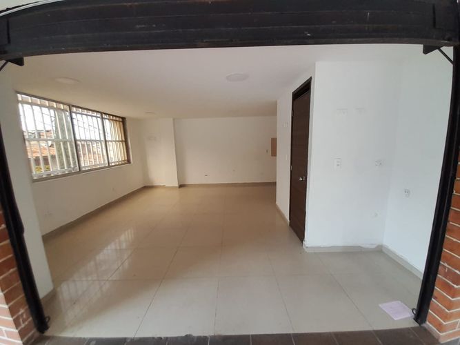 Local en Arriendo en Cabañitas, Bello - Miniatura 9