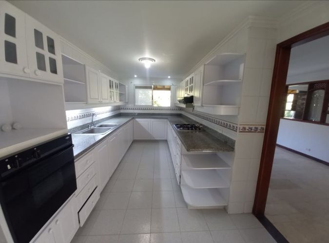 Casa en  Arriendo en Loma del Escobero, Envigado - Miniatura 2