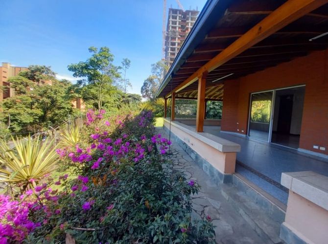 Casa en  Arriendo en Loma del Escobero, Envigado - Miniatura 16