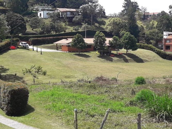 Casa Campestre en arriendo en Aeropuerto, Rionegro - Miniatura 13