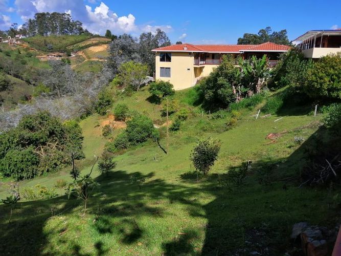 Edificio en Arriendo en Cimarronas, Rionegro - Miniatura 2
