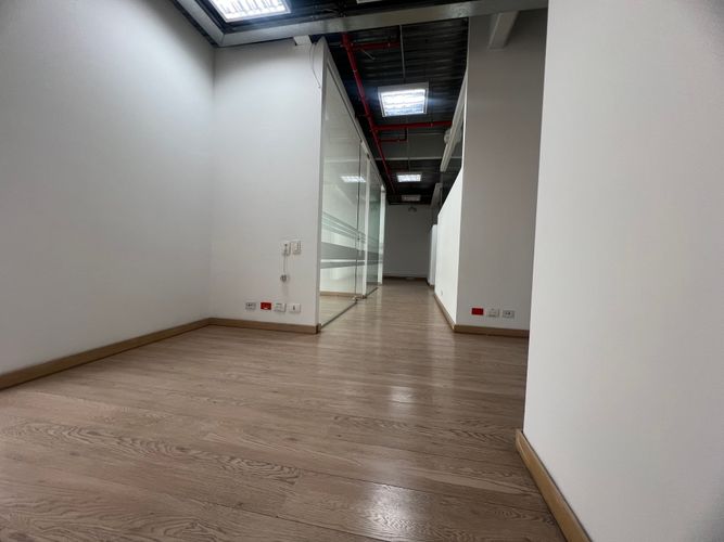 Oficina en Arriendo en El chico, Bogotá - Miniatura 4