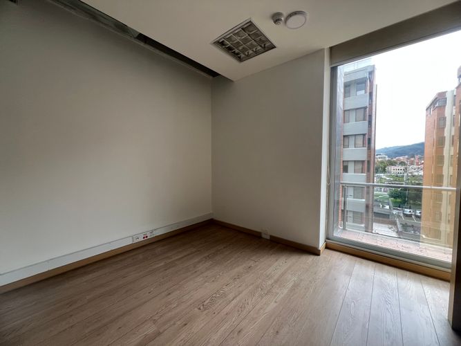 Oficina en Arriendo en El chico, Bogotá - Miniatura 9