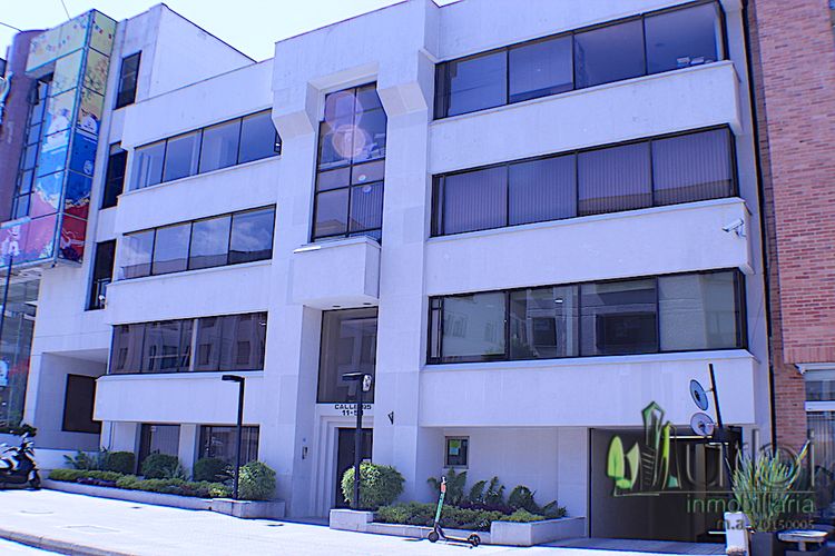 Oficina en Arriendo en Usaquen, Bogotá - Miniatura 2